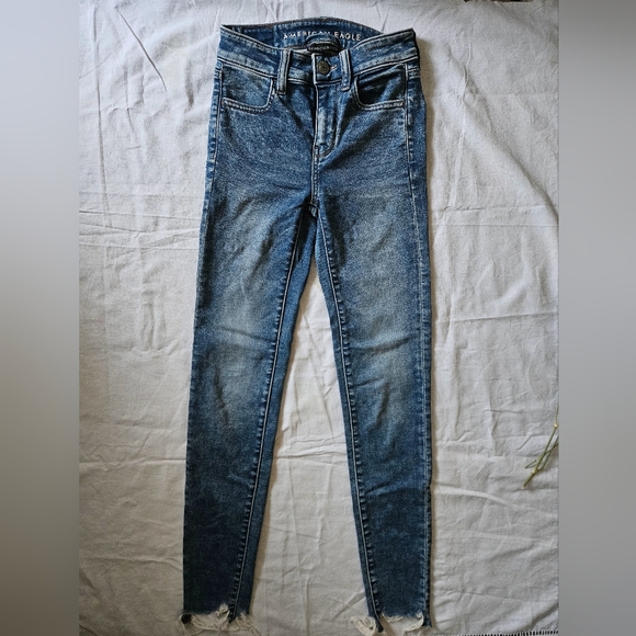 American Eagle cozy next level stretch high rise skinny jeans - Picture 2 of 8
